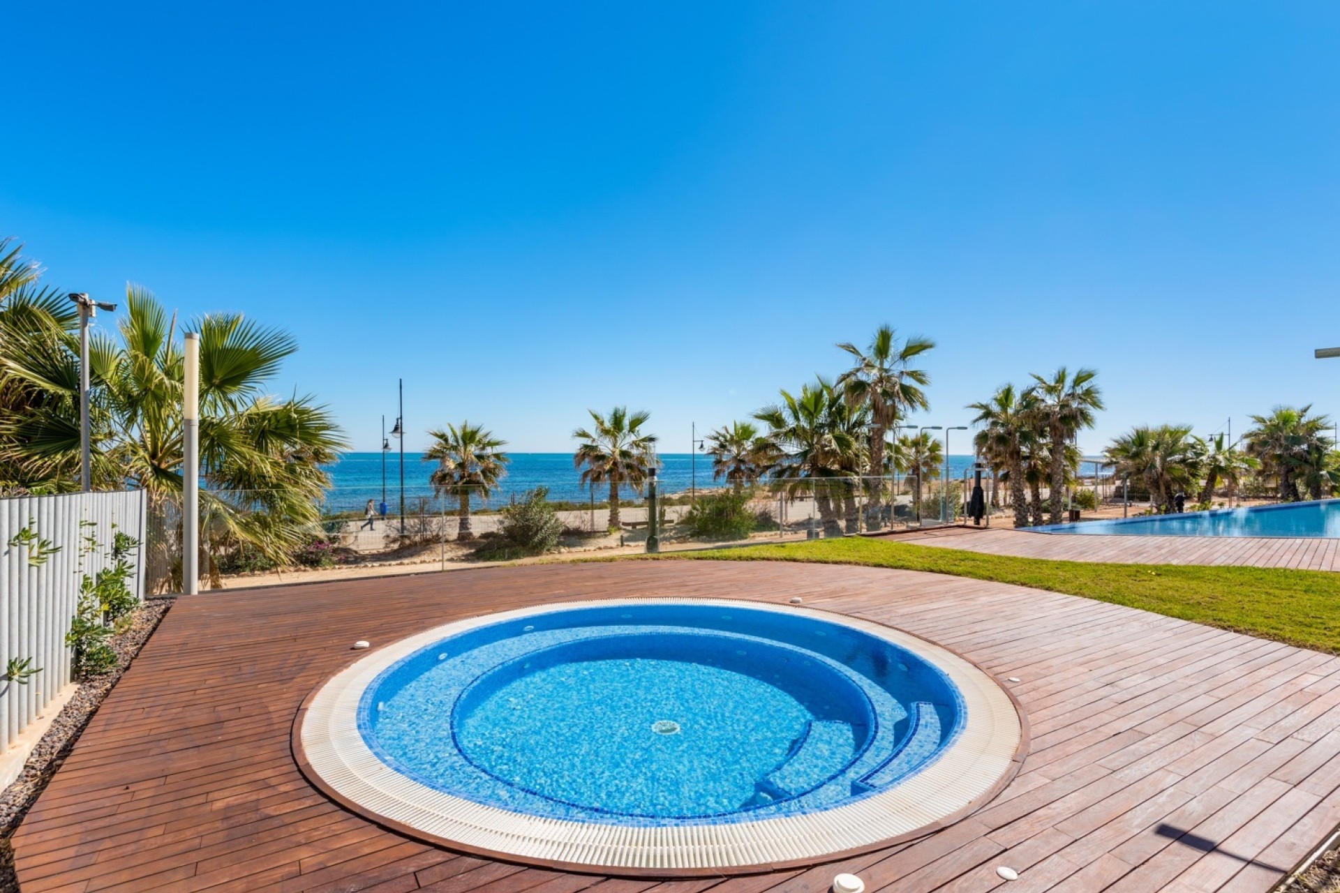 Resale - Wohnung / Apartment -
Orihuela Costa - Punta Prima