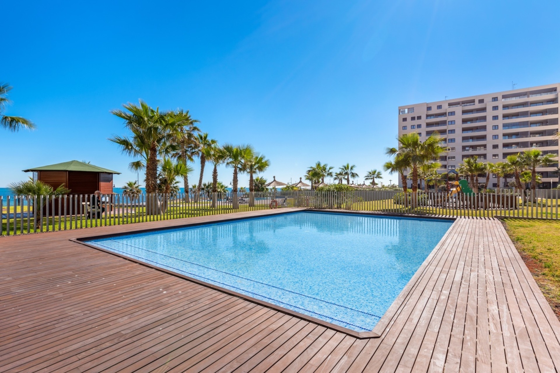 Resale - Wohnung / Apartment -
Orihuela Costa - Punta Prima