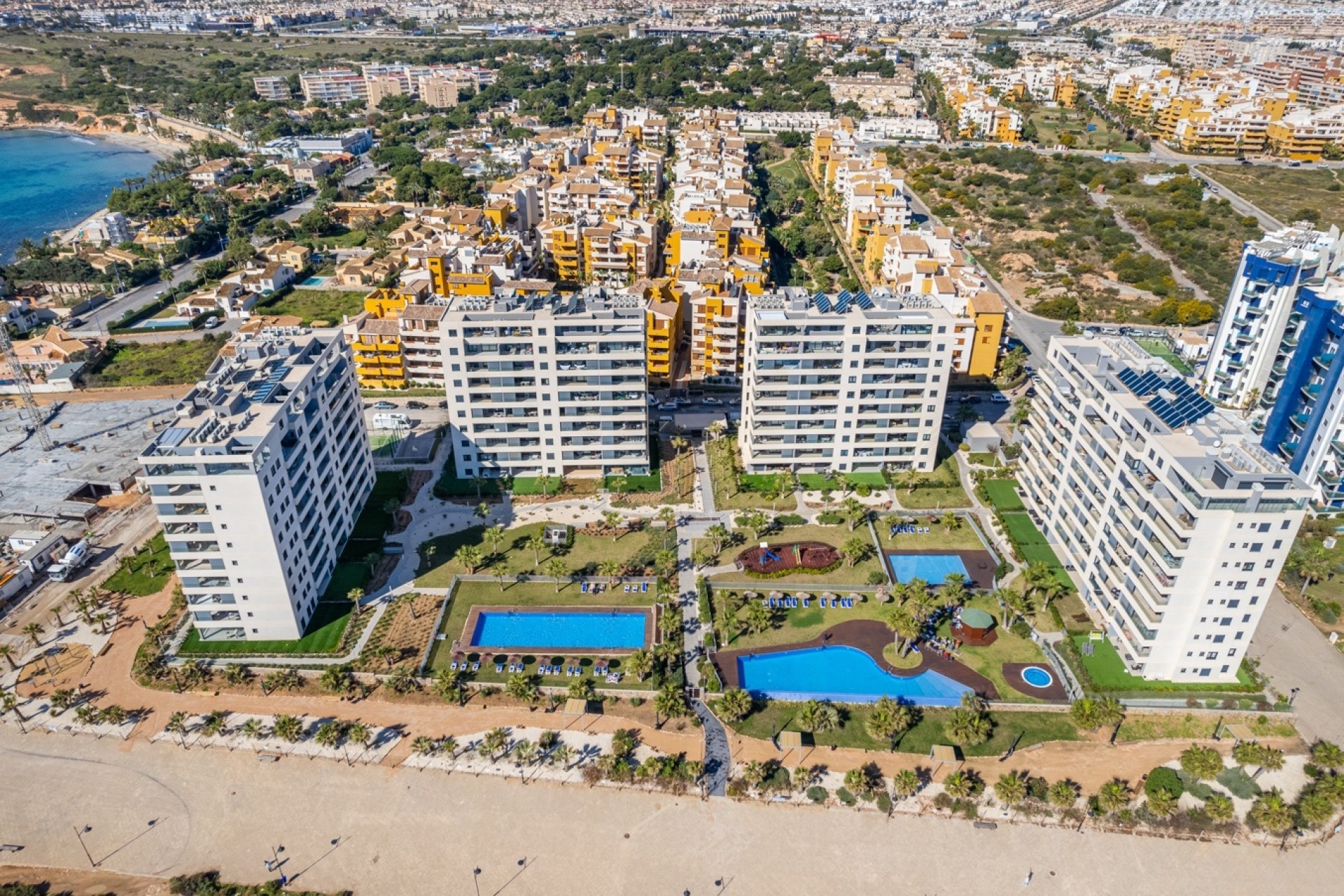 Resale - Wohnung / Apartment -
Orihuela Costa - Punta Prima