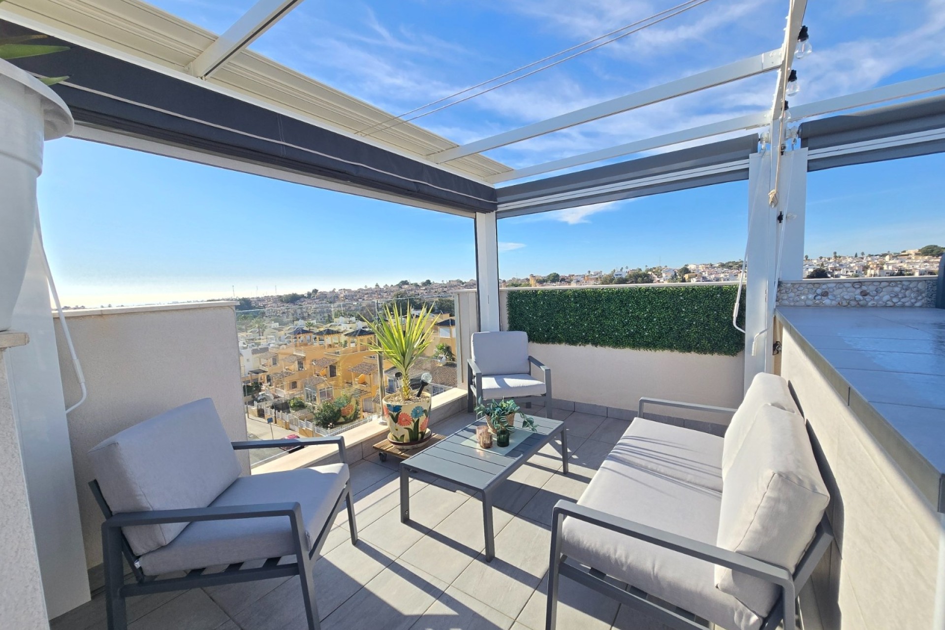 Resale - Wohnung / Apartment -
Orihuela Costa - Villamartín *
