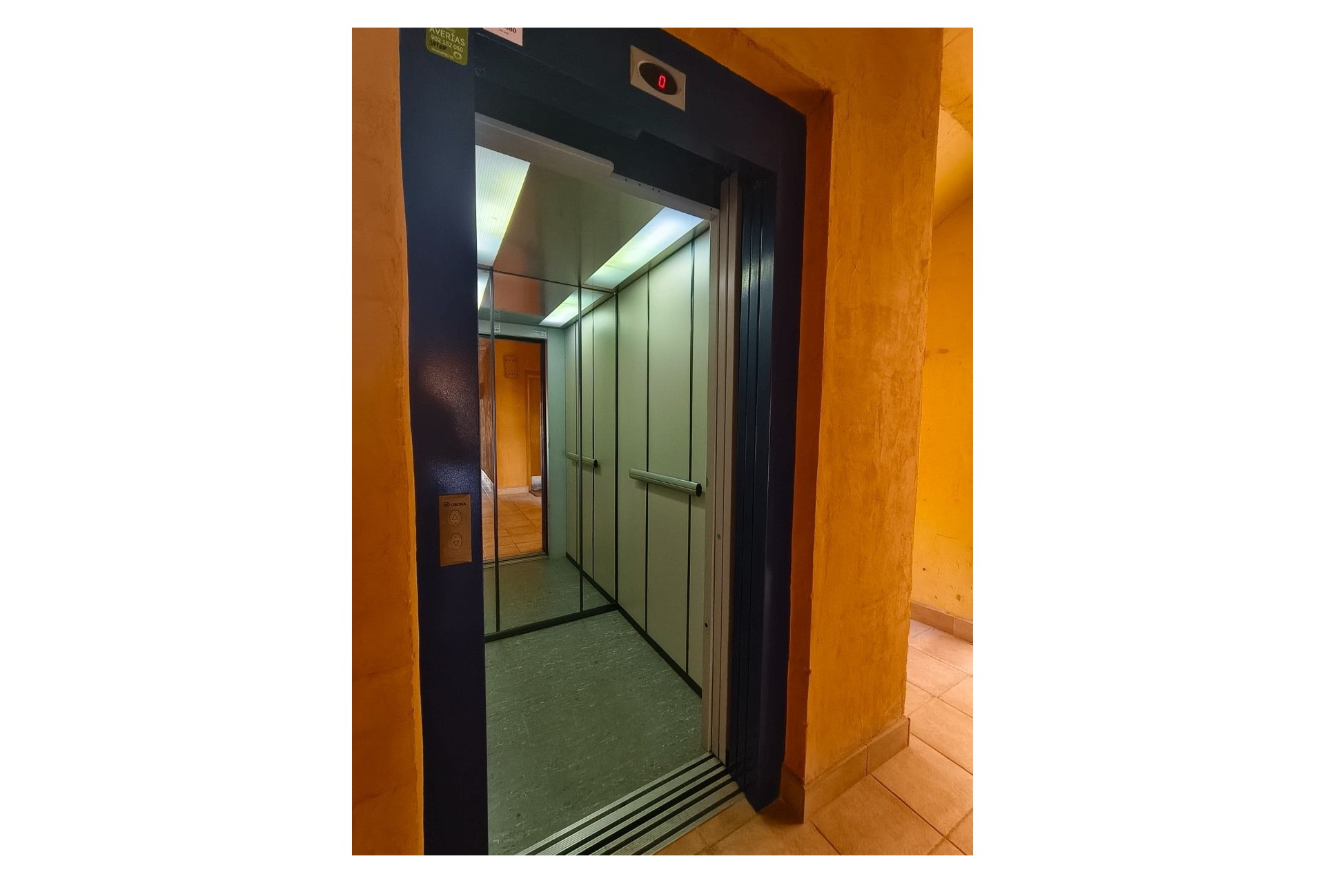Resale - Wohnung / Apartment -
Orihuela Costa - Villamartín