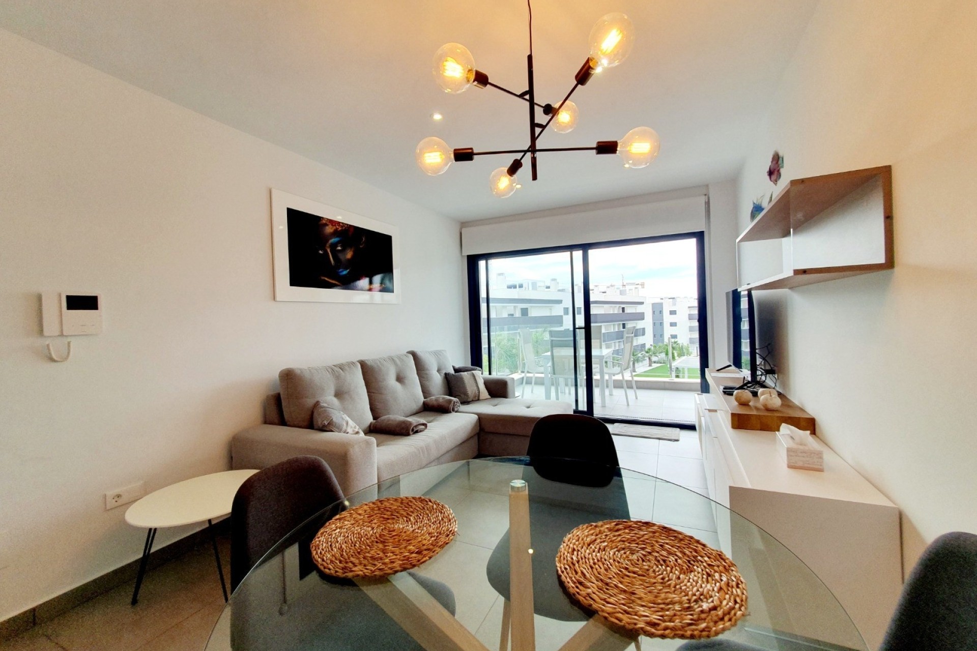 Resale - Wohnung / Apartment -
Orihuela Costa - Villamartín