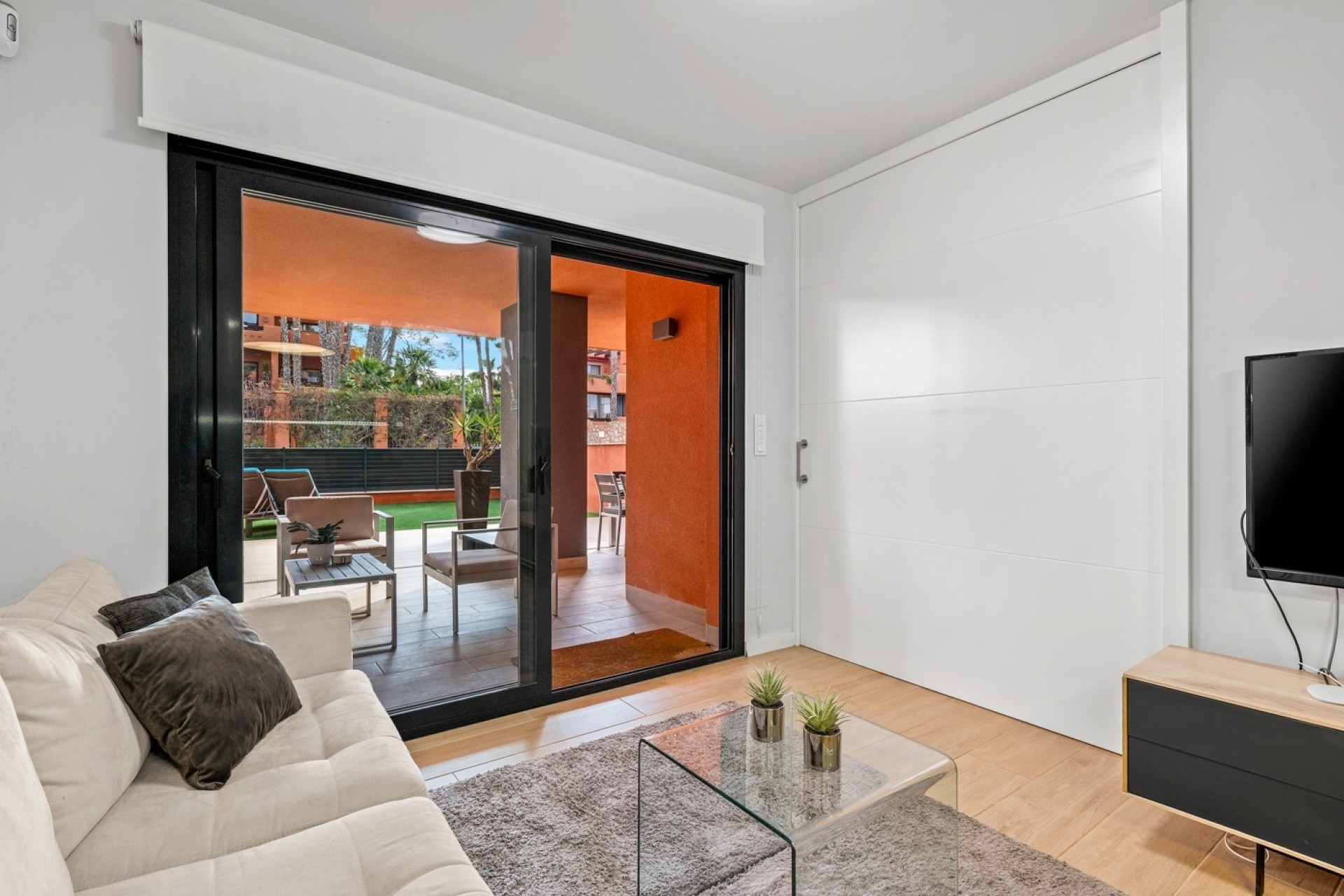 Resale - Wohnung / Apartment -
Orihuela Costa - Villamartín