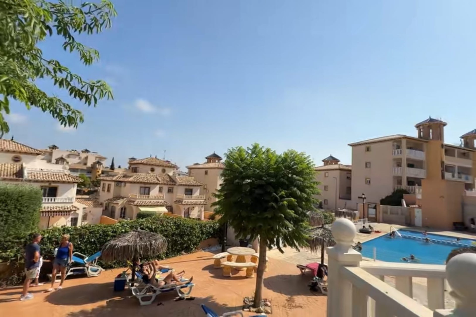 Resale - Wohnung / Apartment -
Orihuela Costa