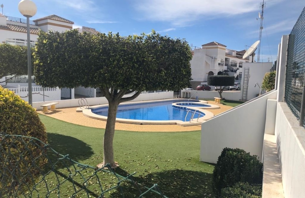 Resale - Wohnung / Apartment -
Orihuela - Entre Naranjos - Vistabella