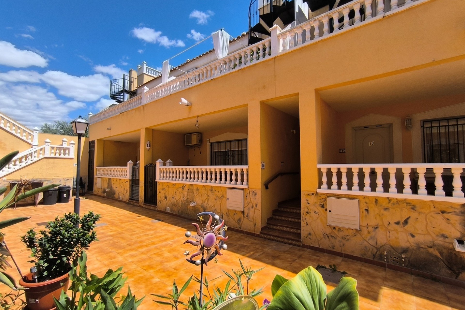 Resale - Wohnung / Apartment -
Orihuela
