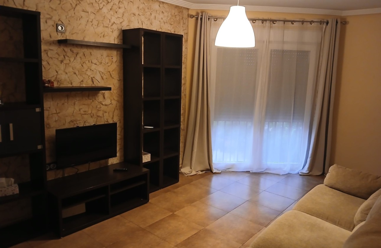 Resale - Wohnung / Apartment -
Pinoso - Pinoso Alicante