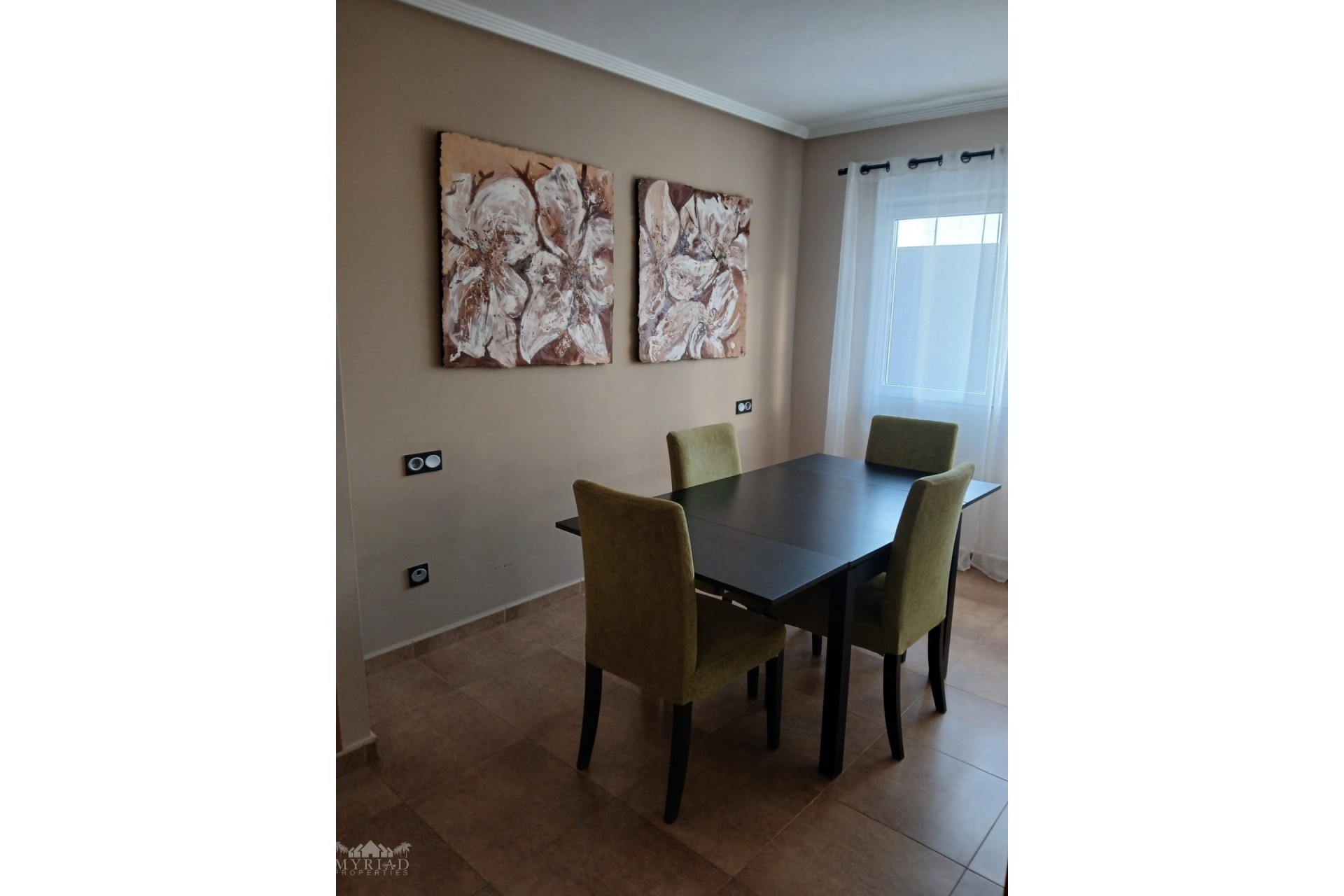 Resale - Wohnung / Apartment -
Pinoso - Pinoso Alicante