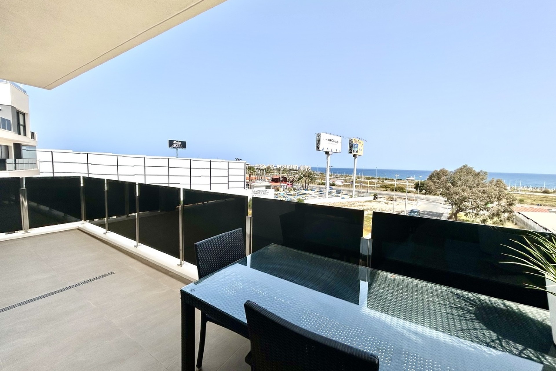 Resale - Wohnung / Apartment -
Playa Flamenca - Costa Blanca