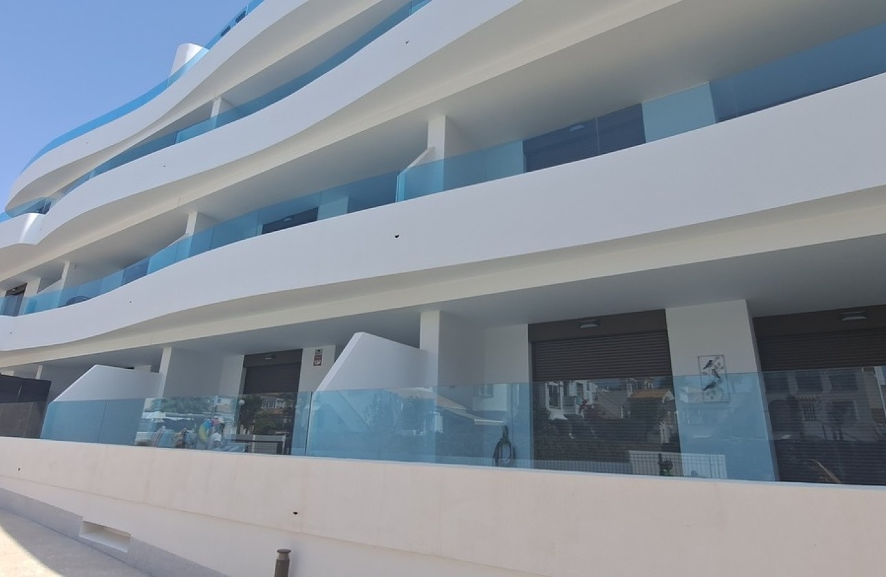 Resale - Wohnung / Apartment -
Playa Flamenca - Costa Blanca