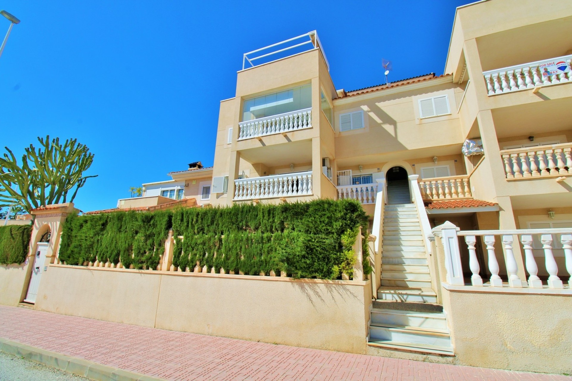 Resale - Wohnung / Apartment -
Playa Flamenca