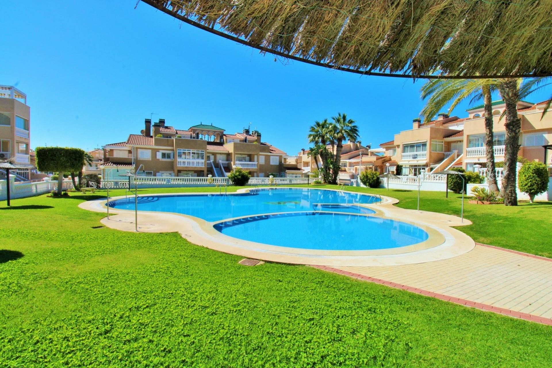 Resale - Wohnung / Apartment -
Playa Flamenca