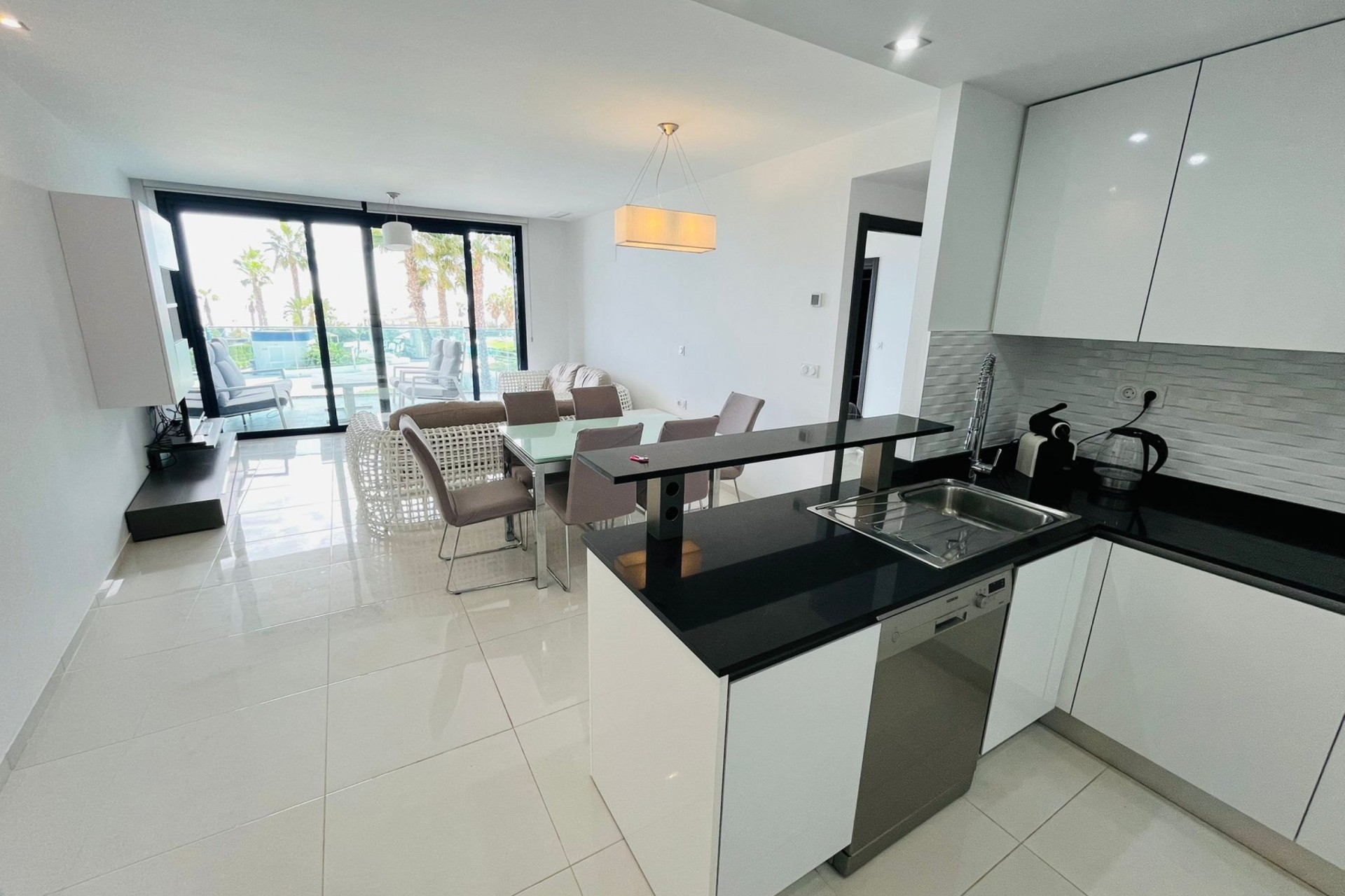 Resale - Wohnung / Apartment -
Punta Prima - Costa Blanca