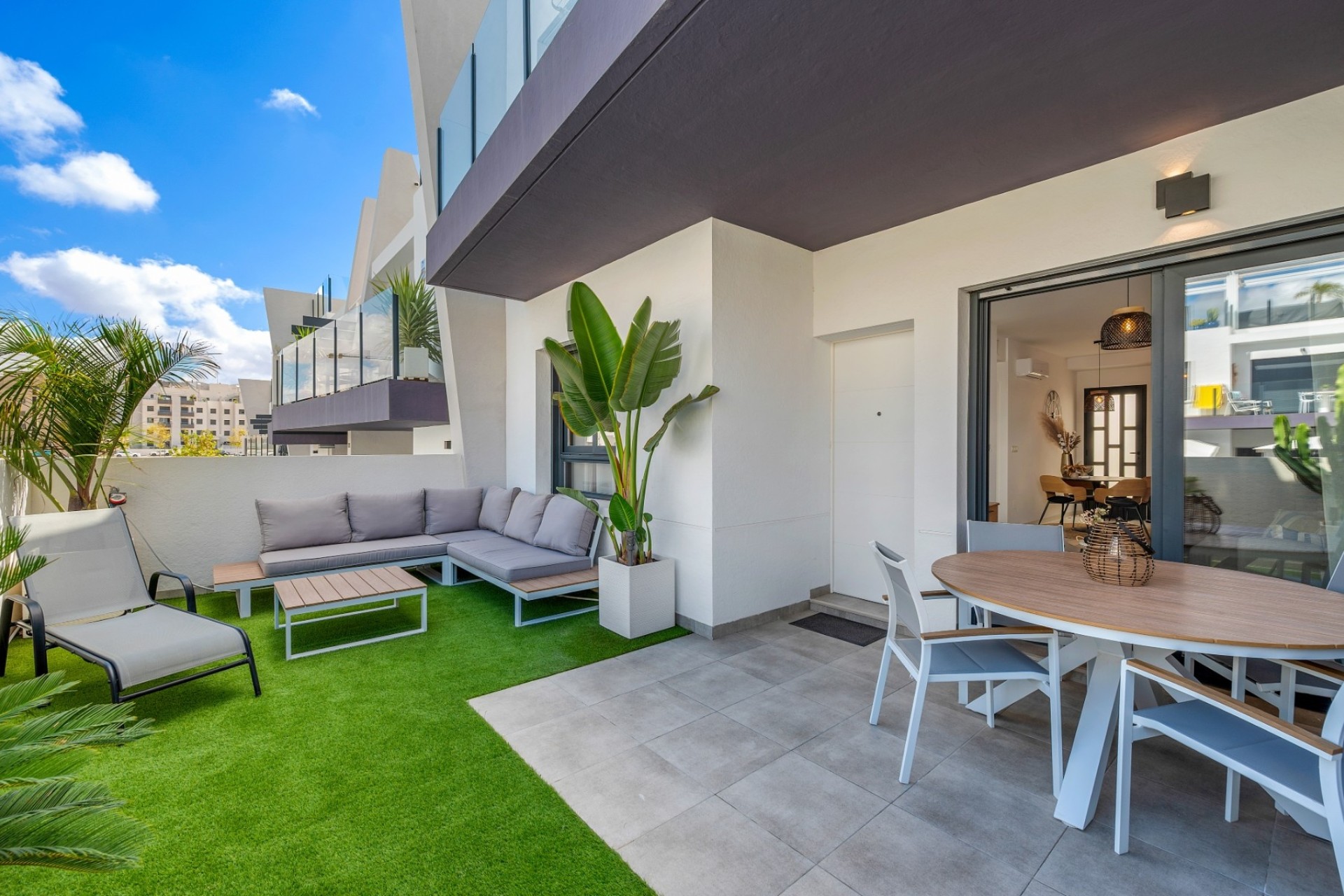 Resale - Wohnung / Apartment -
San Miguel de Salinas - Inland