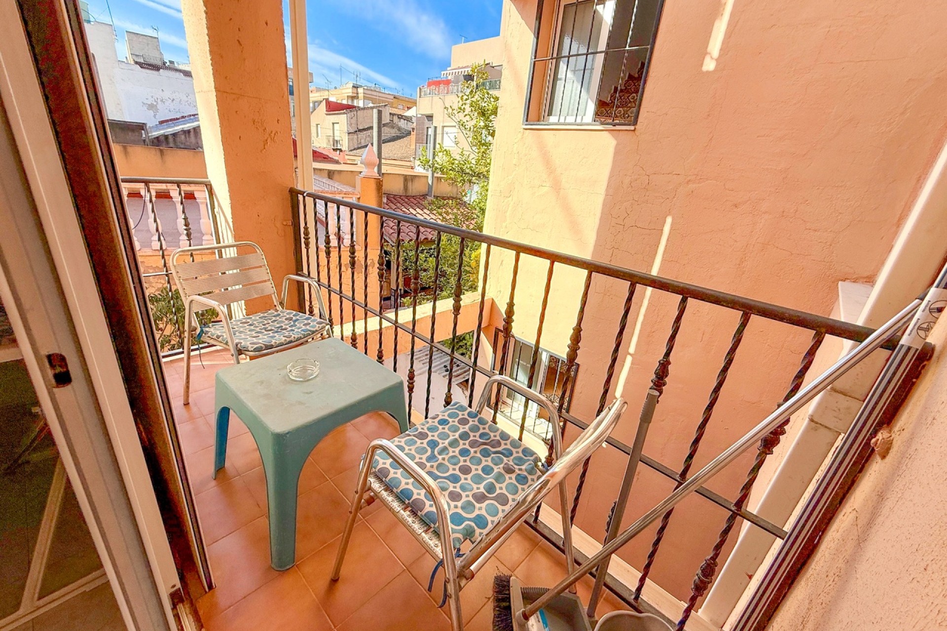 Resale - Wohnung / Apartment -
San Miguel de Salinas - Inland