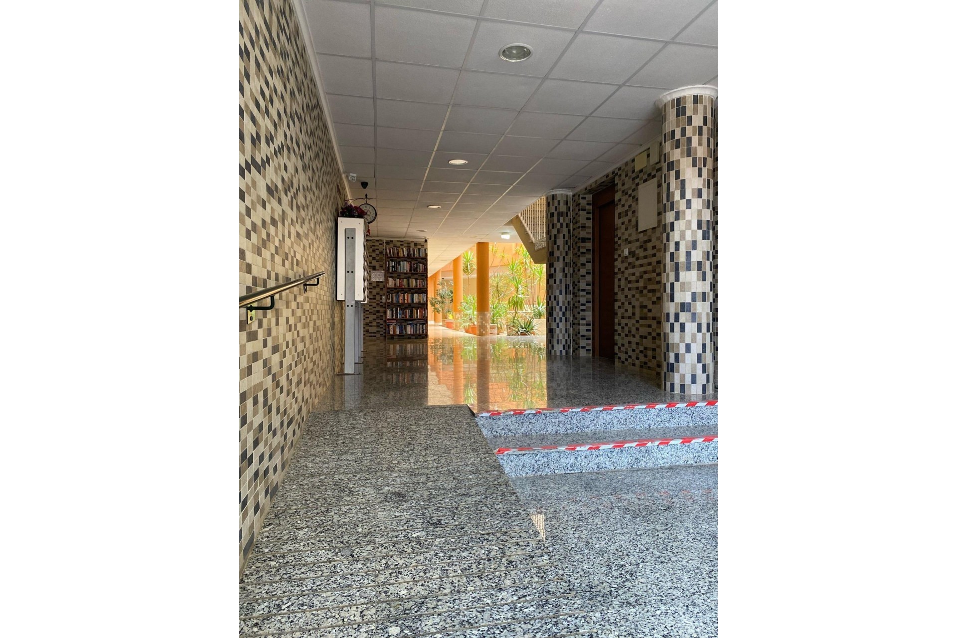 Resale - Wohnung / Apartment -
San Miguel de Salinas - Pueblo 9