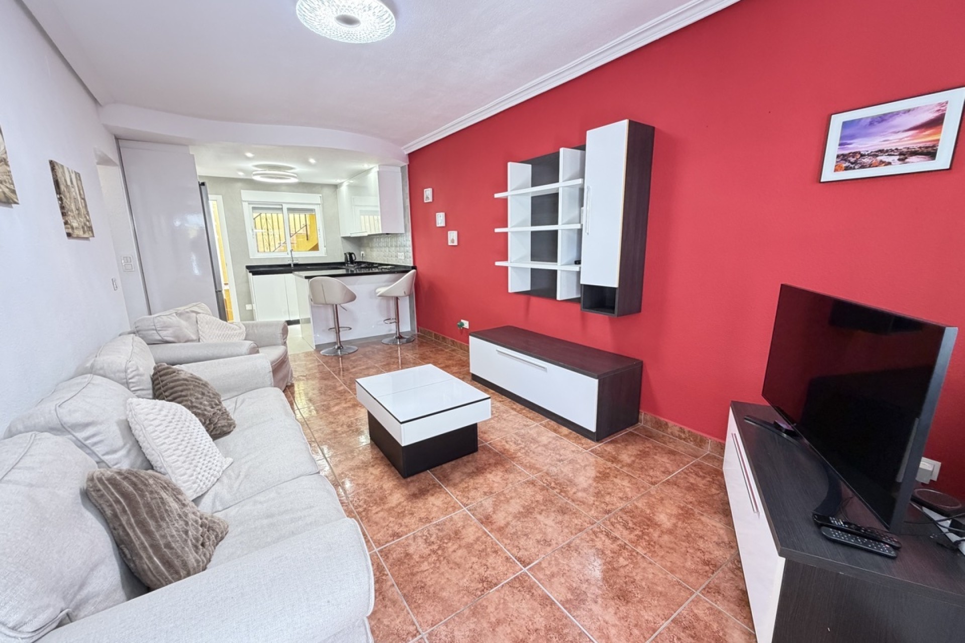 Resale - Wohnung / Apartment -
San Miguel de Salinas