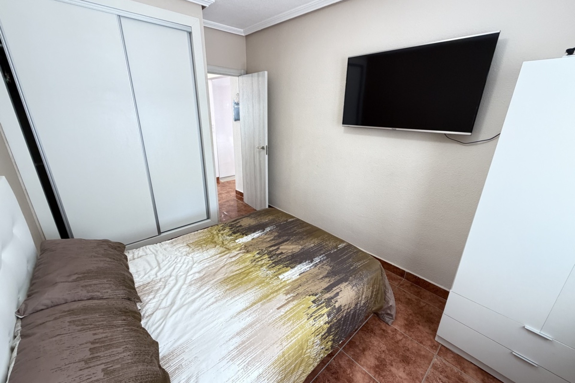 Resale - Wohnung / Apartment -
San Miguel de Salinas
