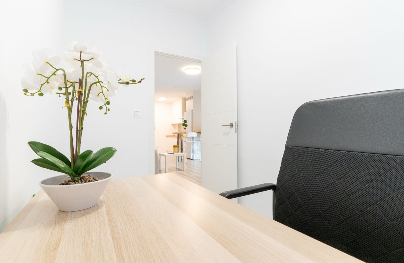 Resale - Wohnung / Apartment -
Santa Pola - Gran Alacant