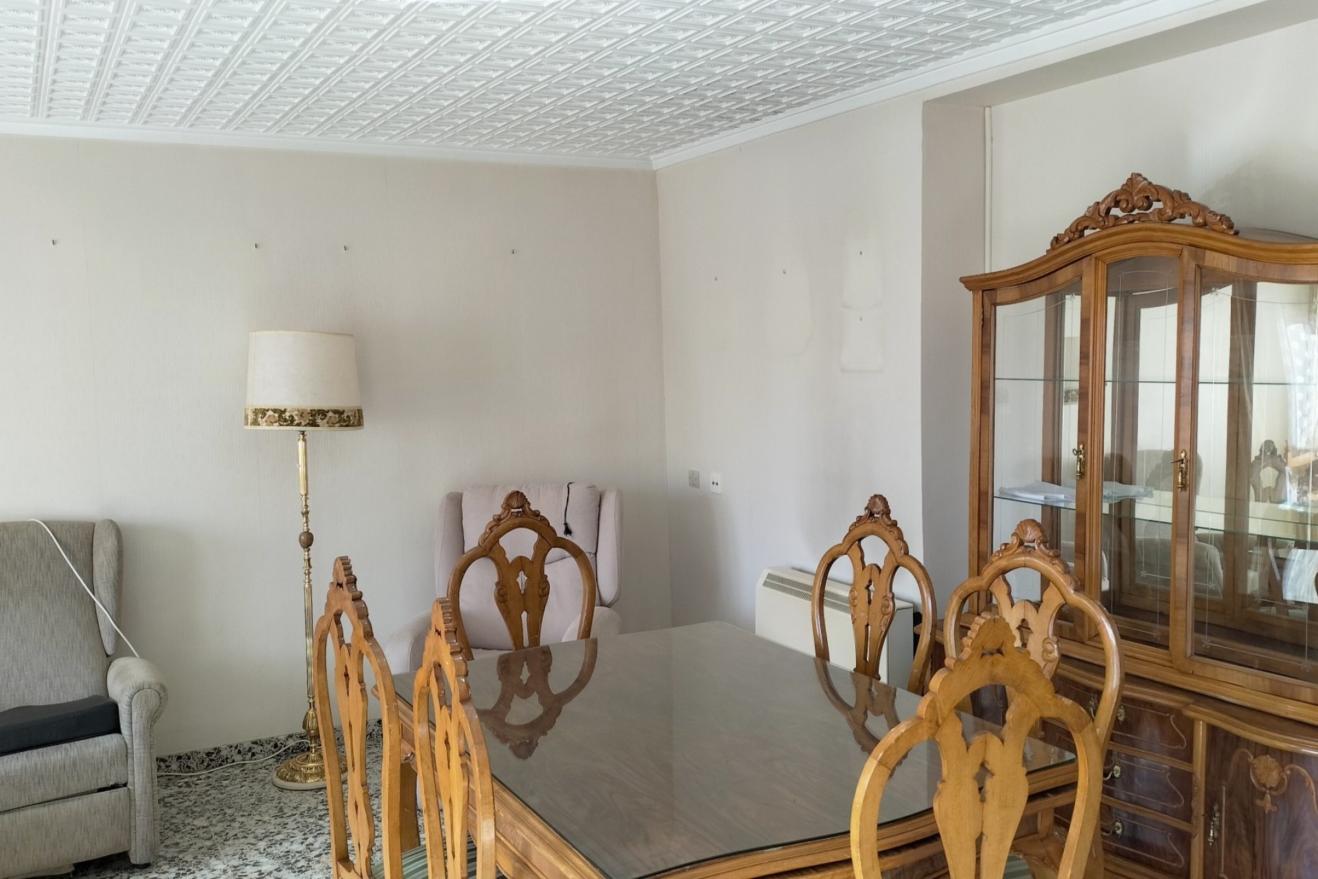 Resale - Wohnung / Apartment -
Sax - Inland