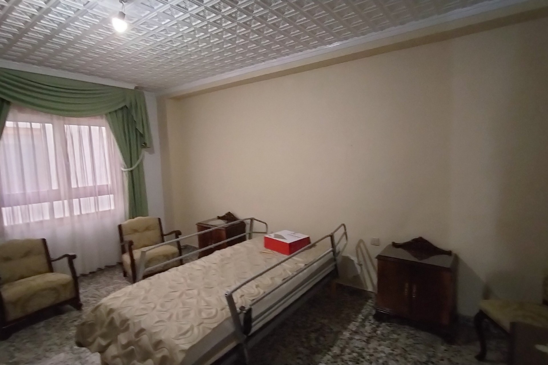 Resale - Wohnung / Apartment -
Sax - Inland