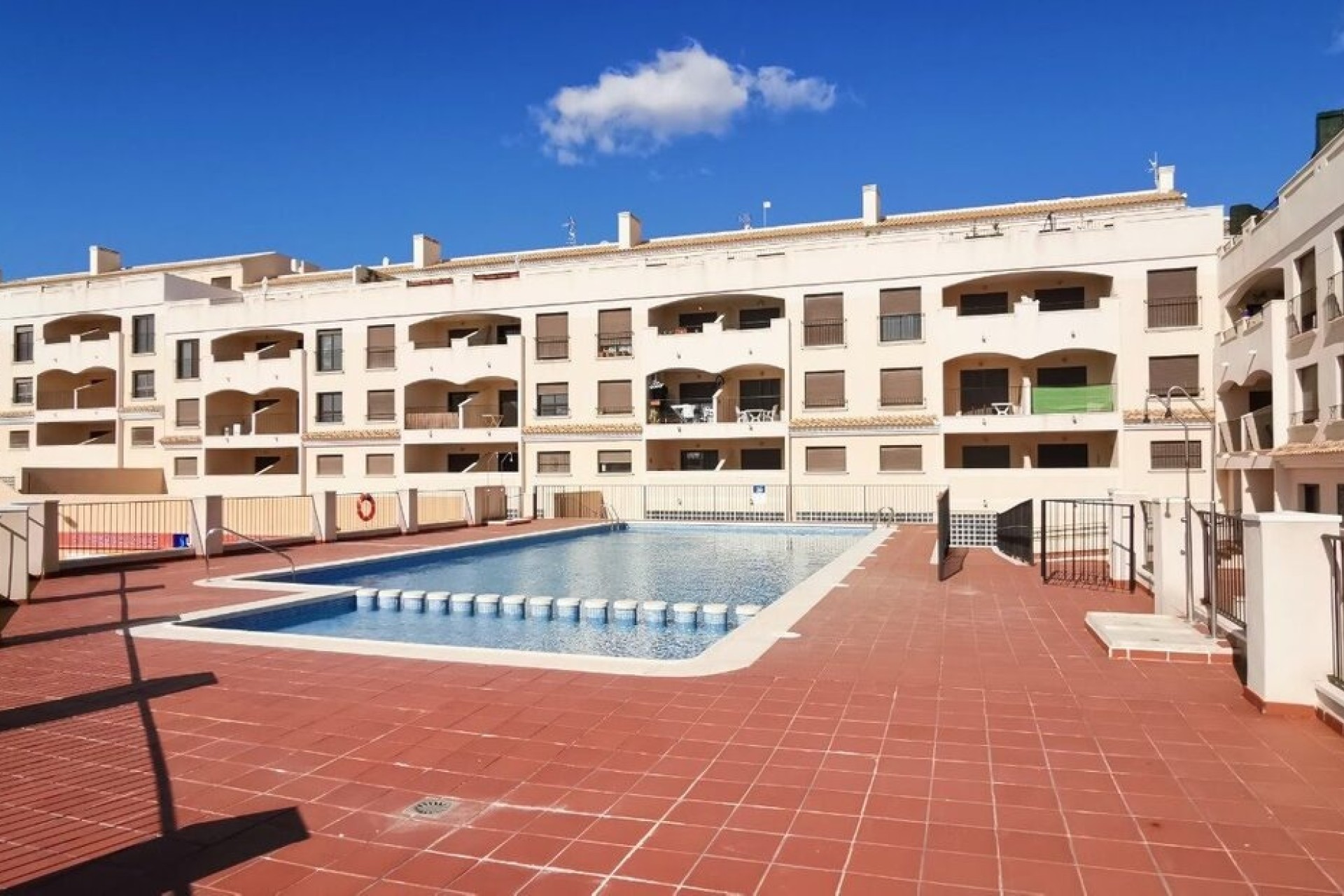 Resale - Wohnung / Apartment -
Sucina - Inland