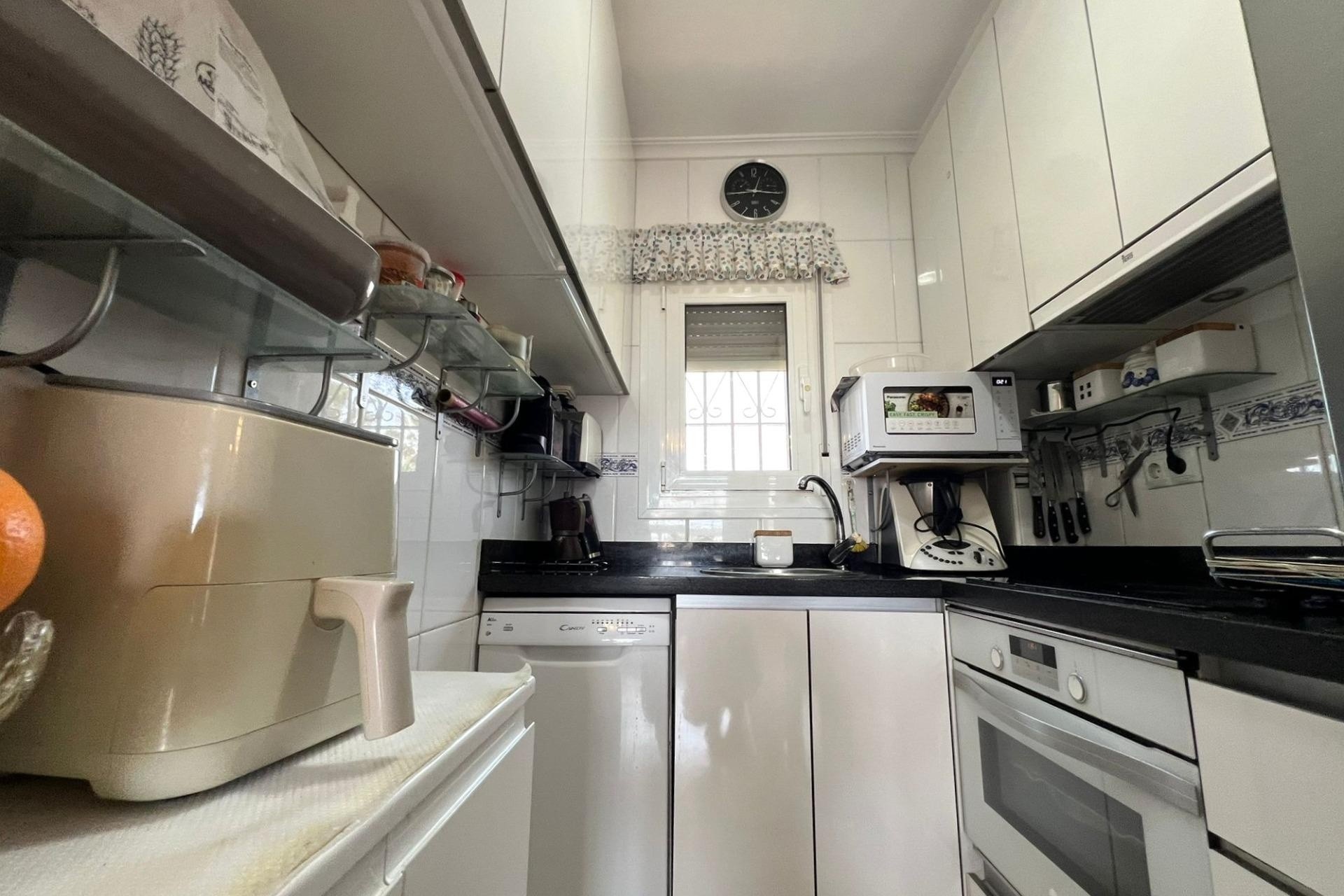 Resale - Wohnung / Apartment -
Torrevieja - Aguas Nuevas