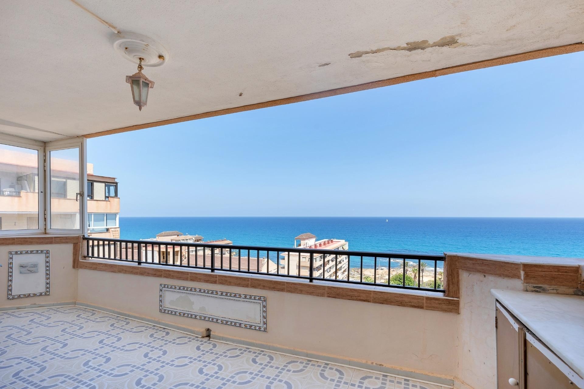 Resale - Wohnung / Apartment -
Torrevieja - Cabo Cervera