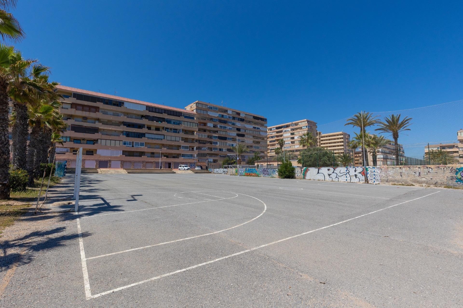 Resale - Wohnung / Apartment -
Torrevieja - Cabo Cervera