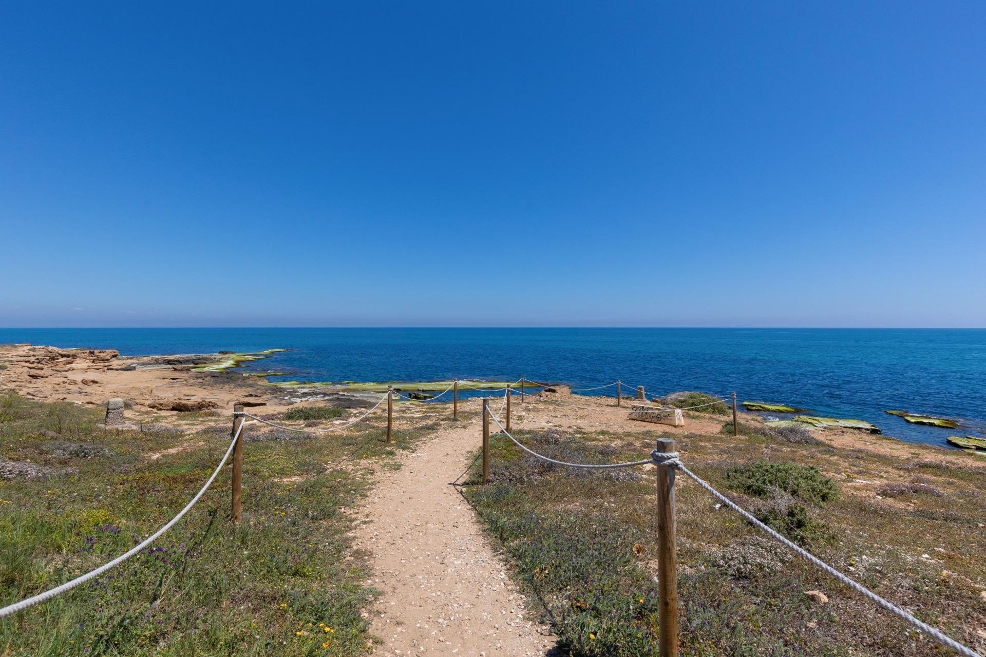 Resale - Wohnung / Apartment -
Torrevieja - Cabo Cervera