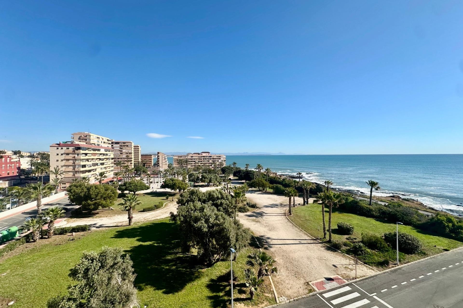 Resale - Wohnung / Apartment -
Torrevieja - Cabo Cervera