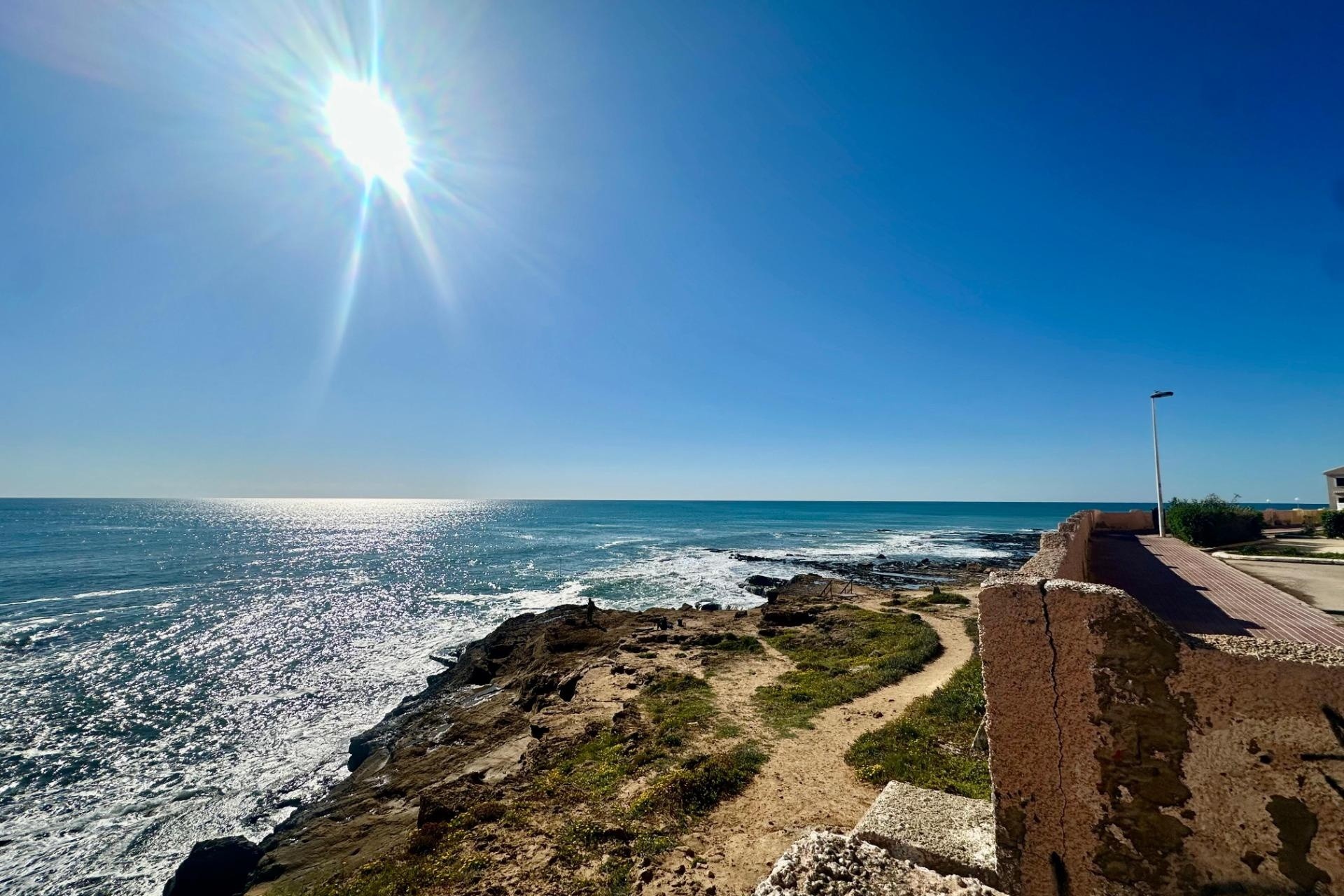 Resale - Wohnung / Apartment -
Torrevieja - Cabo Cervera