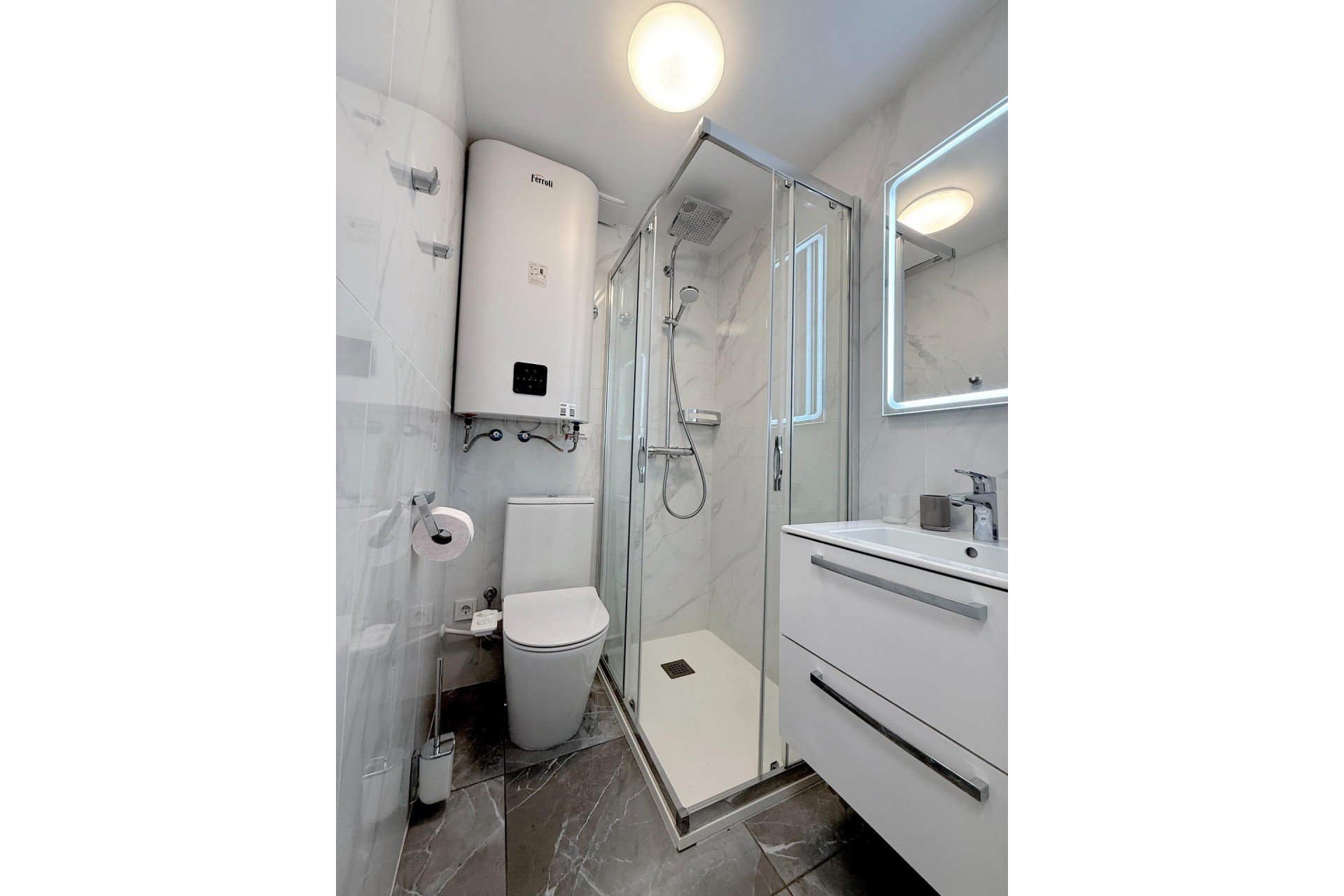 Resale - Wohnung / Apartment -
Torrevieja - Cabo cervera