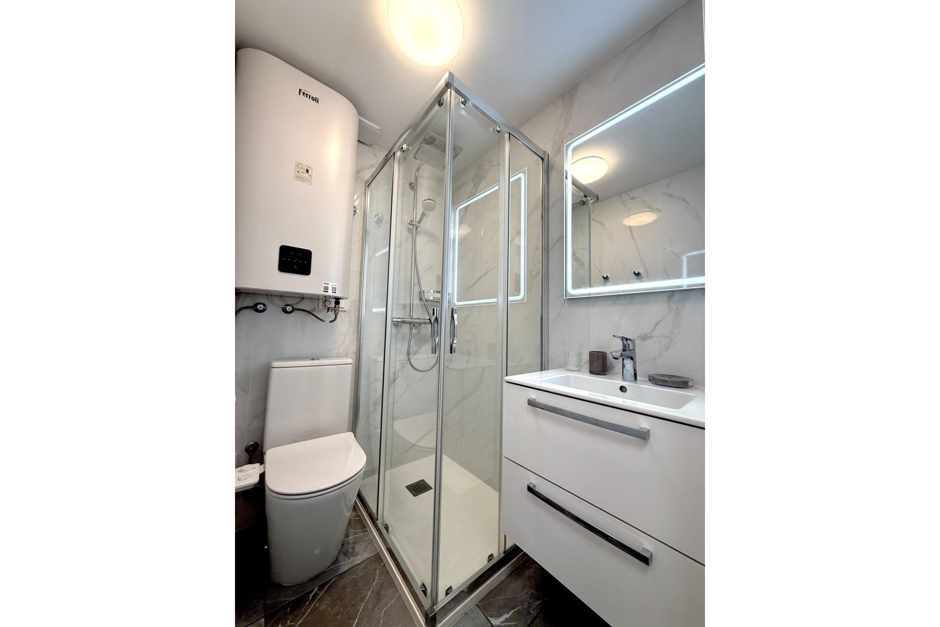 Resale - Wohnung / Apartment -
Torrevieja - Cabo cervera