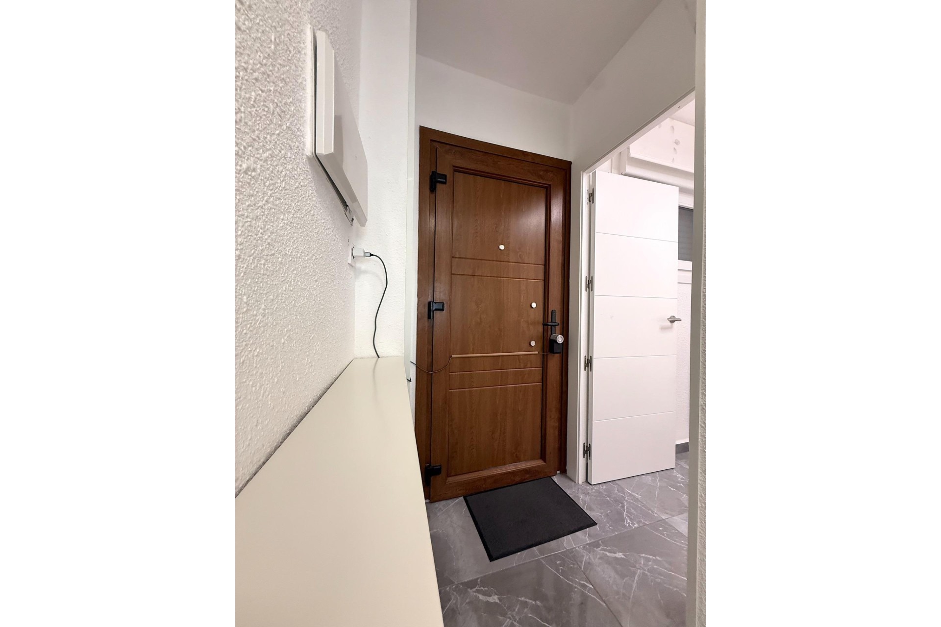 Resale - Wohnung / Apartment -
Torrevieja - Cabo cervera