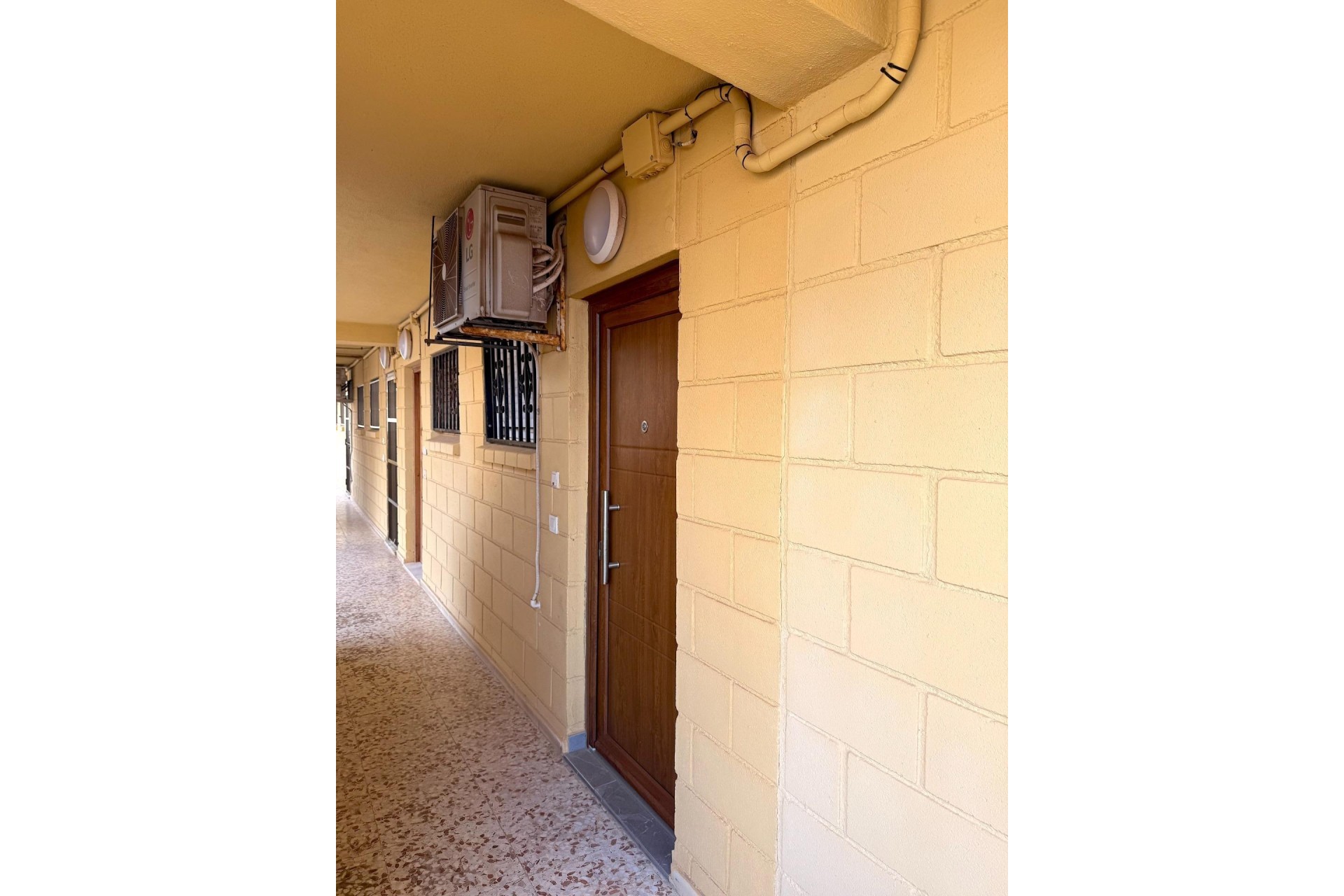 Resale - Wohnung / Apartment -
Torrevieja - Cabo cervera