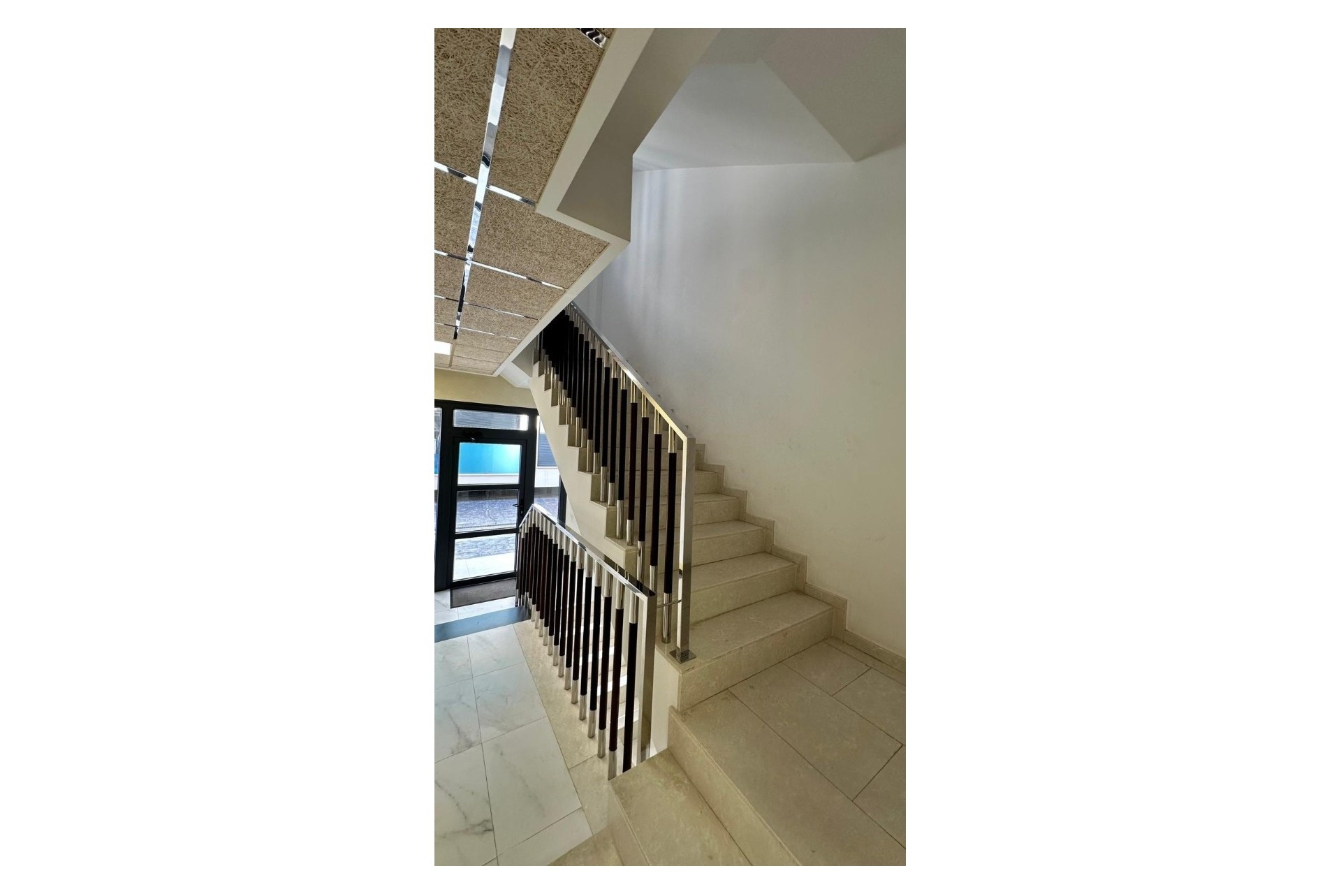 Resale - Wohnung / Apartment -
Torrevieja - Calas Blancas