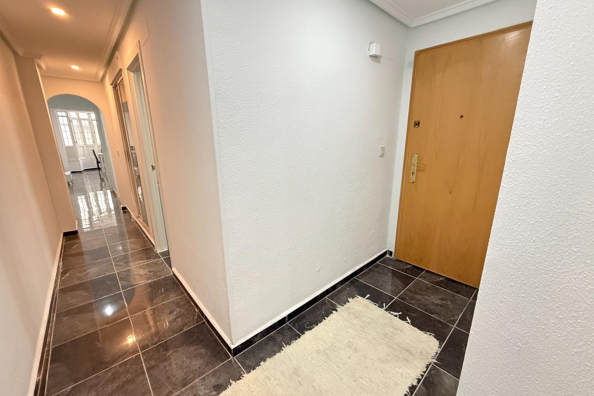 Resale - Wohnung / Apartment -
Torrevieja - Center