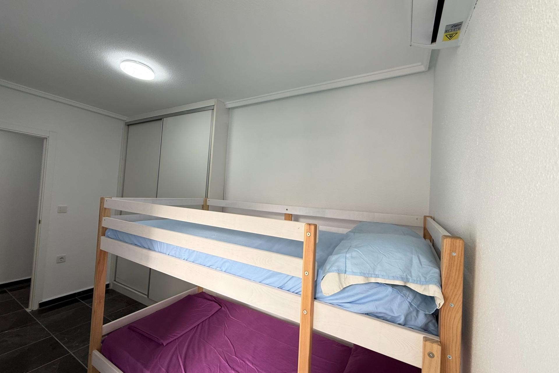 Resale - Wohnung / Apartment -
Torrevieja - Center