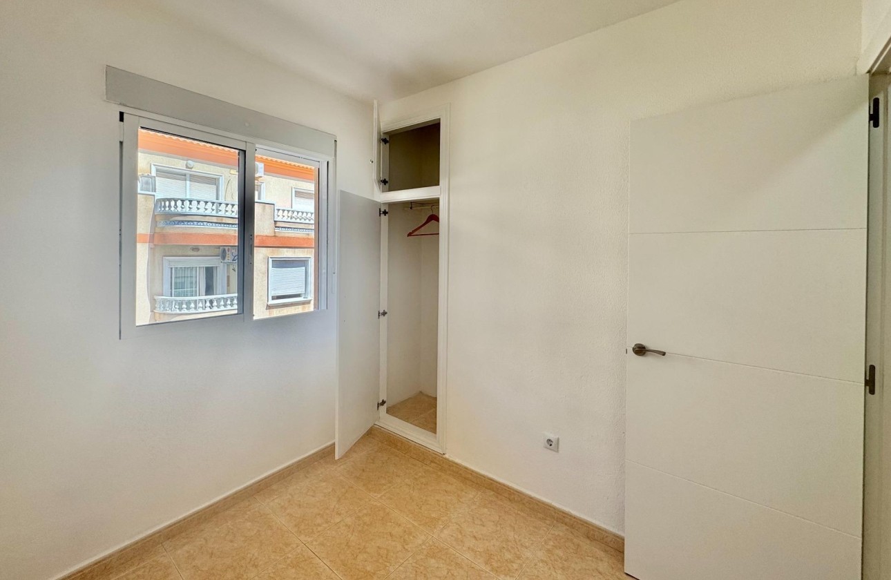 Resale - Wohnung / Apartment -
Torrevieja - Center
