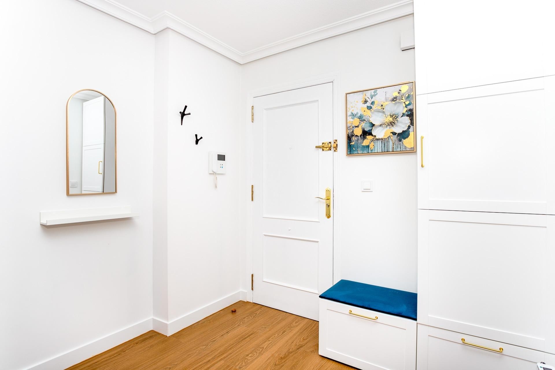 Resale - Wohnung / Apartment -
Torrevieja - Center