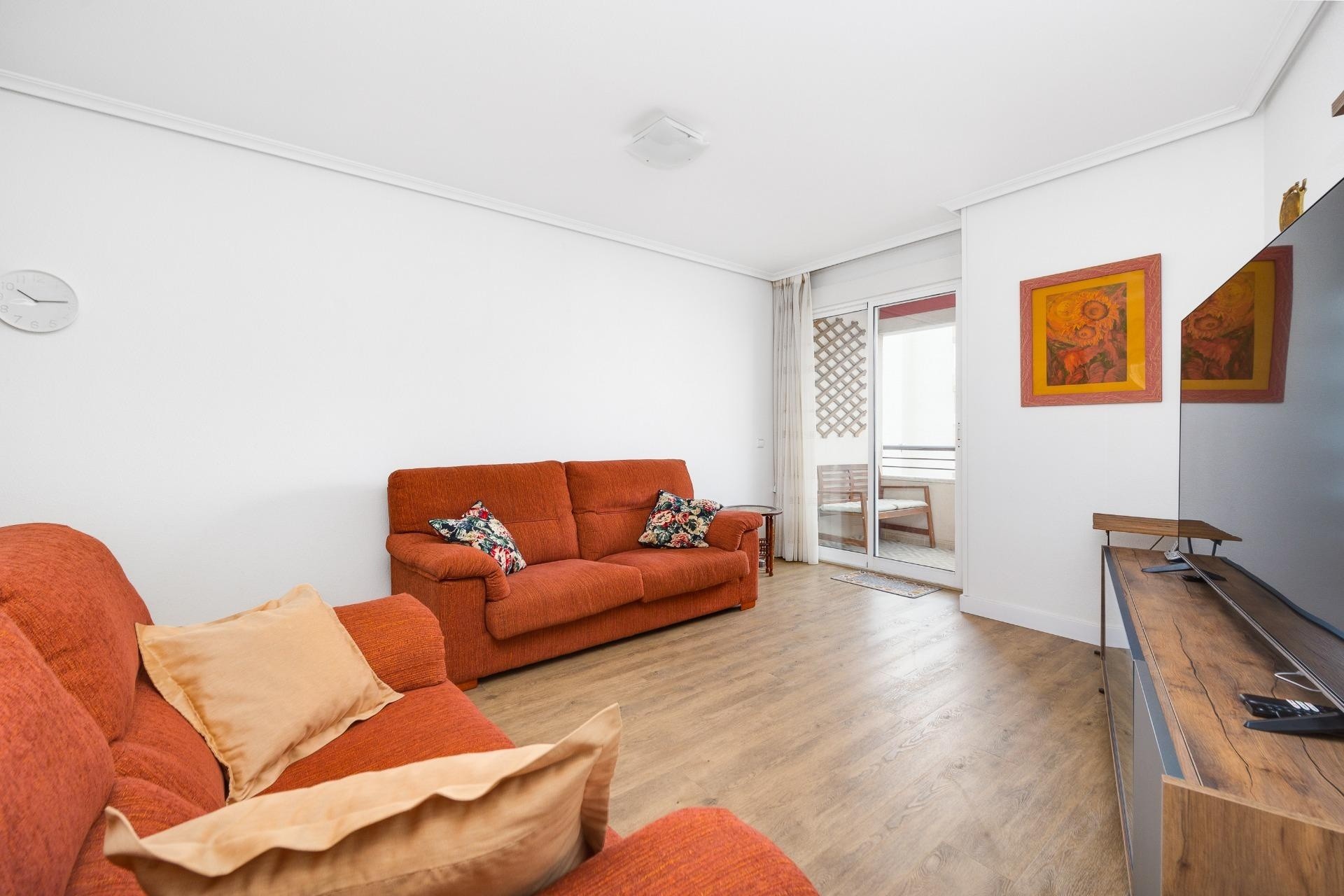 Resale - Wohnung / Apartment -
Torrevieja - Center