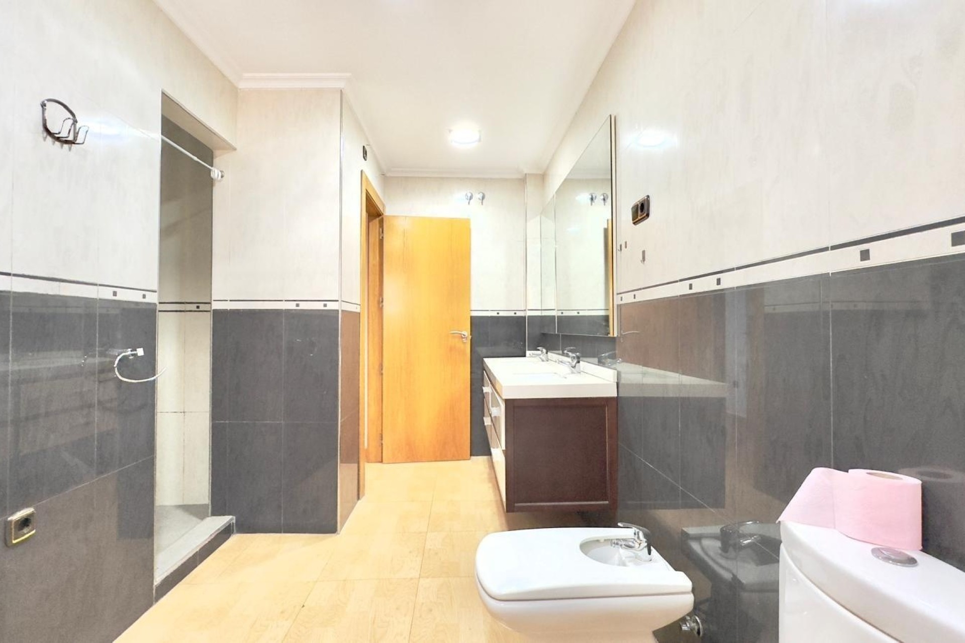 Resale - Wohnung / Apartment -
Torrevieja - Center