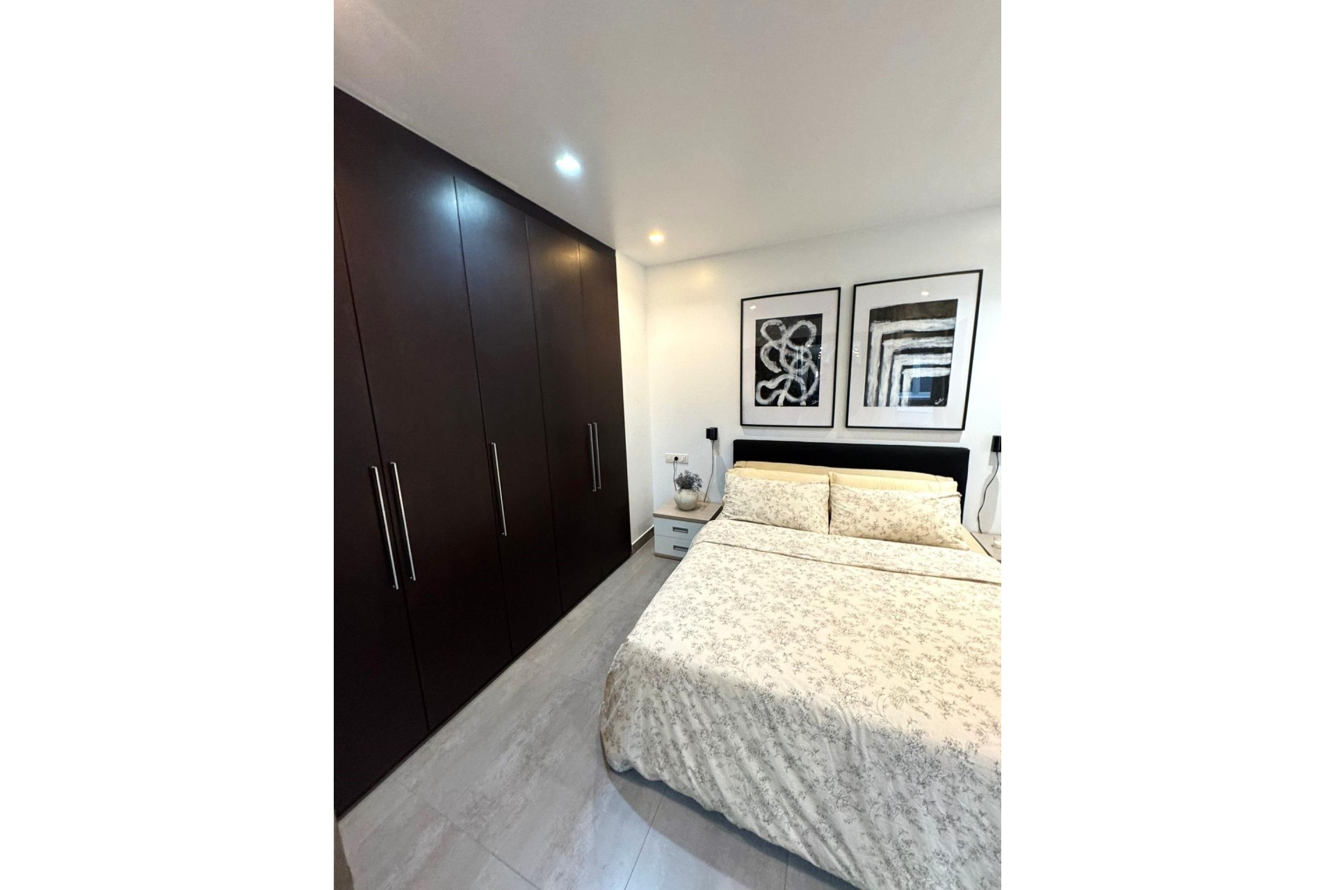 Resale - Wohnung / Apartment -
Torrevieja - Center