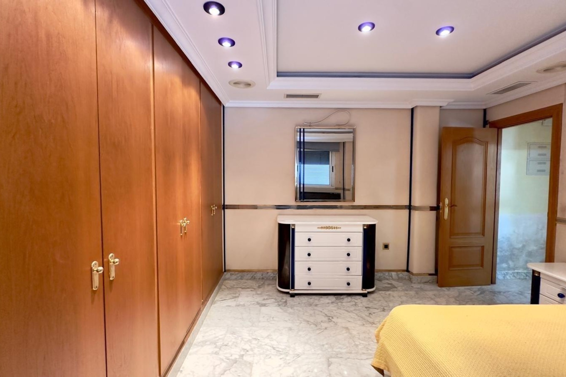 Resale - Wohnung / Apartment -
Torrevieja - Center
