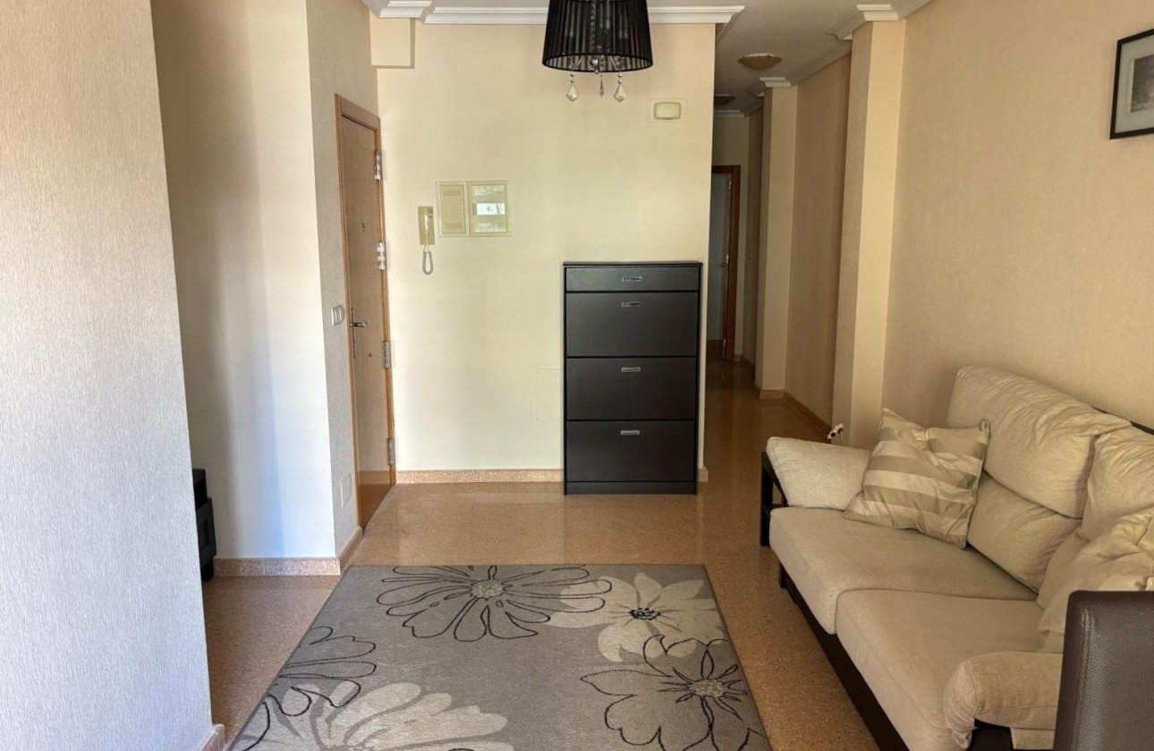 Resale - Wohnung / Apartment -
Torrevieja - Center