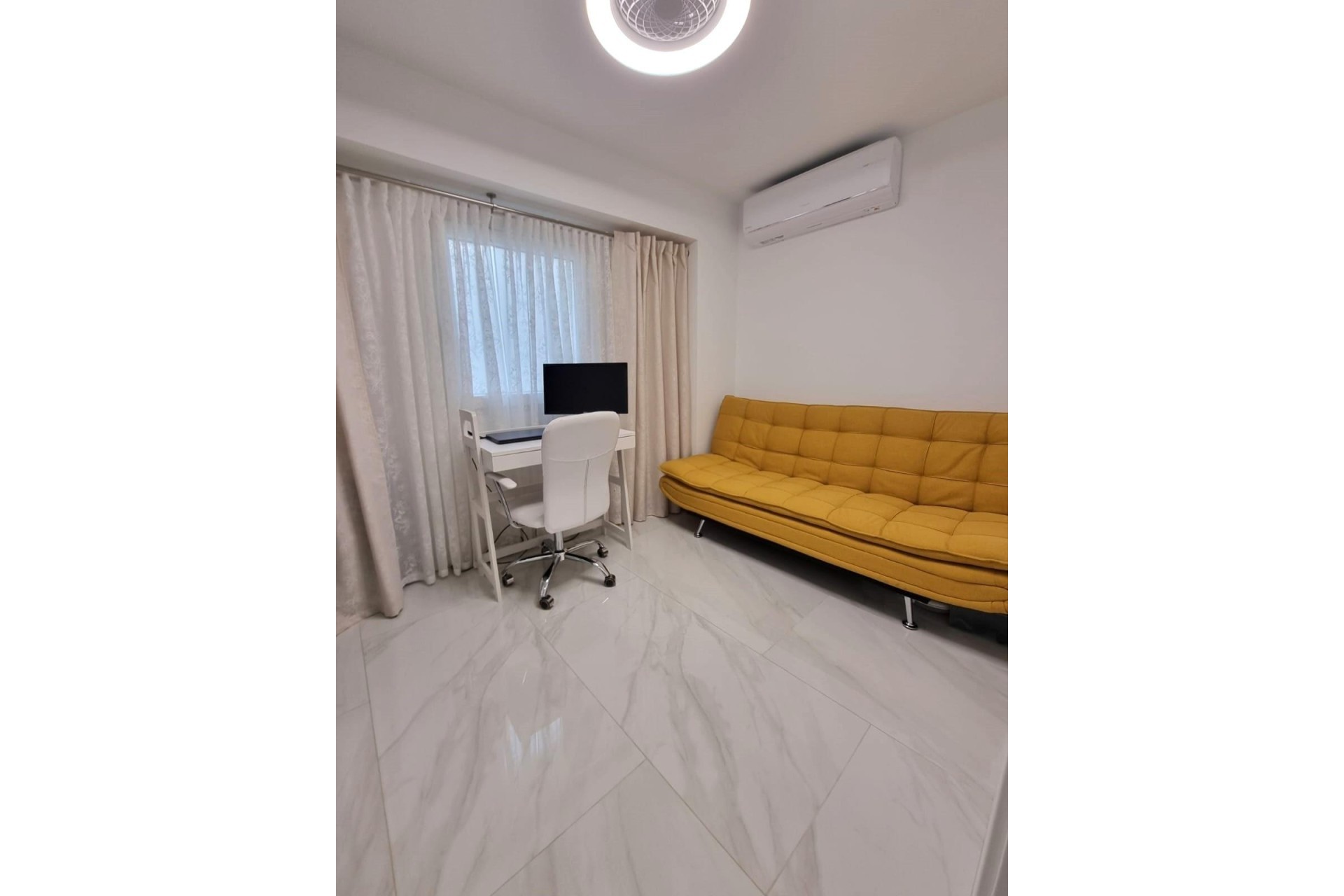 Resale - Wohnung / Apartment -
Torrevieja - Center