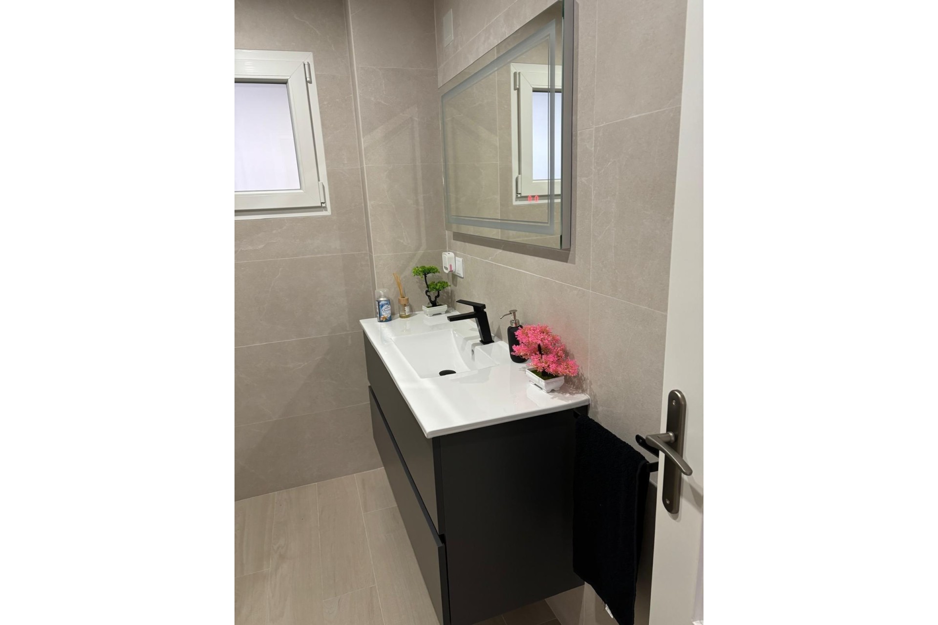 Resale - Wohnung / Apartment -
Torrevieja - Center