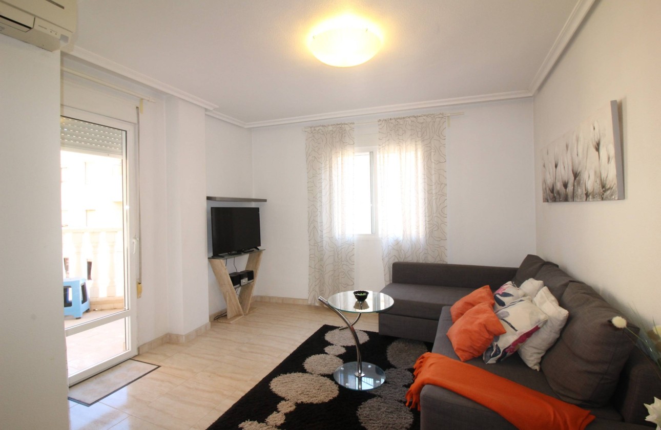 Resale - Wohnung / Apartment -
Torrevieja - Center
