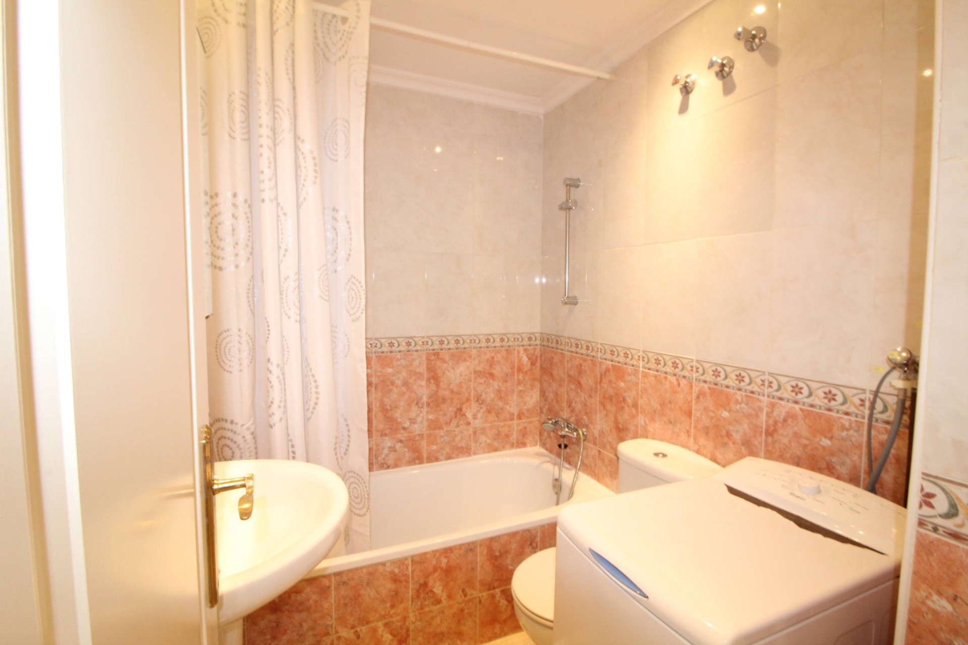 Resale - Wohnung / Apartment -
Torrevieja - Center